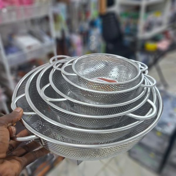00290 6pcs colanders