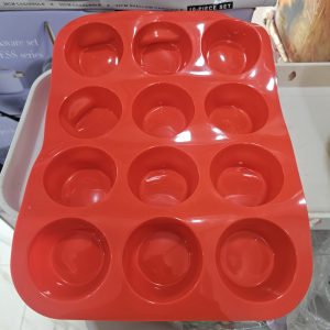00851 12 cavity silicone mould