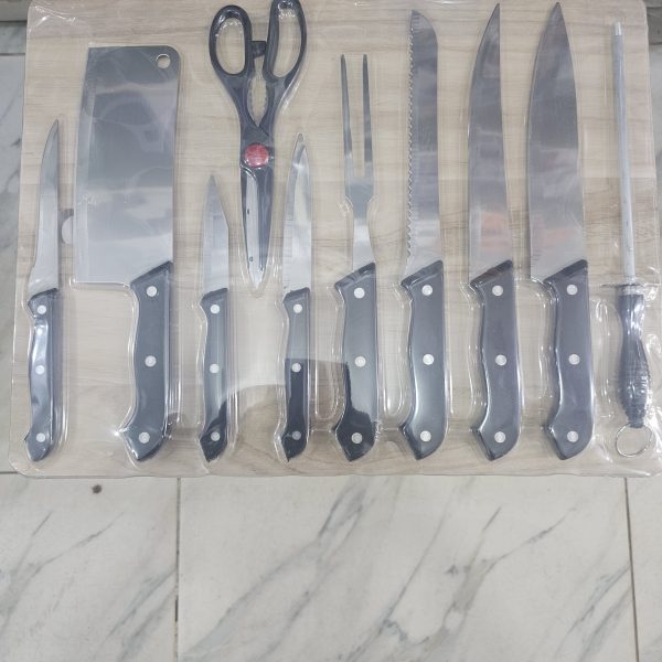00736 wooden cutting board knife set