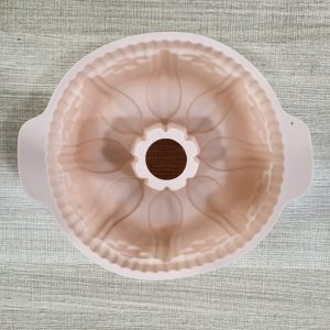 01845 juxiong round flutted silicone cake mould