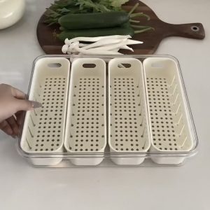 00822 fridge container 4 portion rectangular