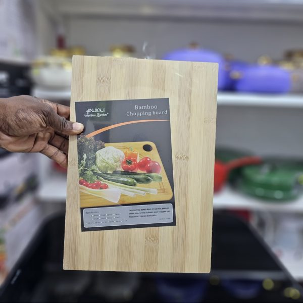 01480 thick wooden chopping board small