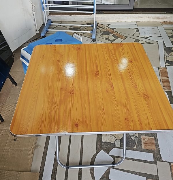 01555 80cm wooden table orange