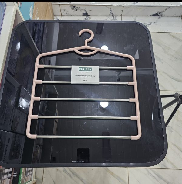 01523 layered hanger xinsen
