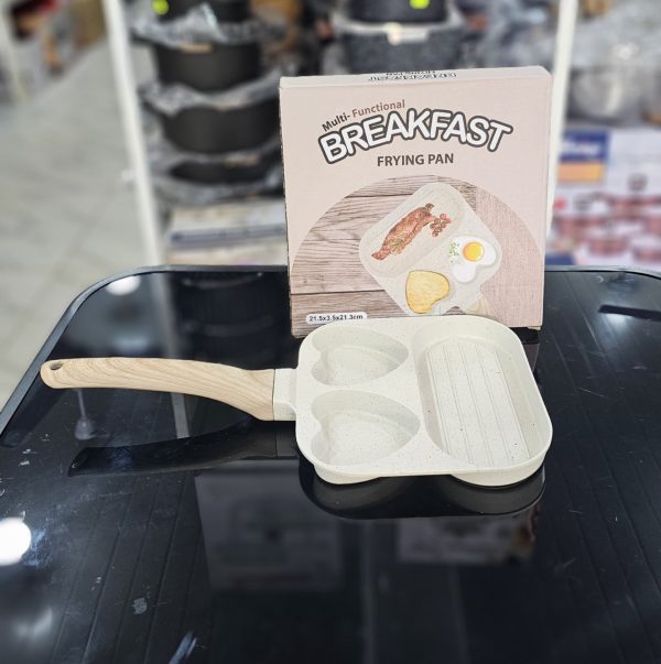 01631 3 hole breakfast pan
