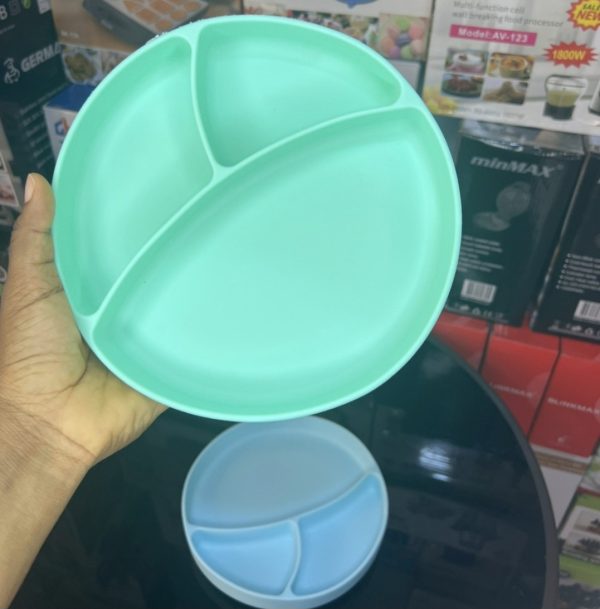 00634 3 portion silicone plate