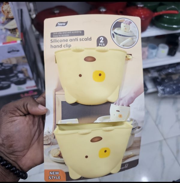 01559 anti scald hand clip