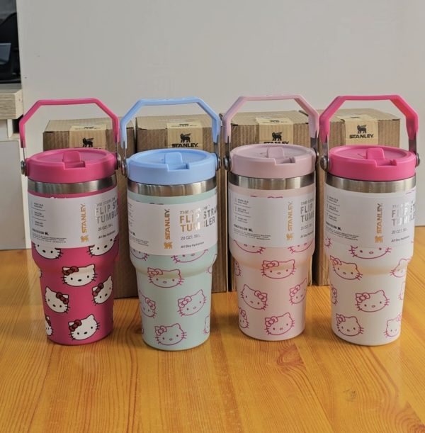 01767 590ml hello kitty stanley cup